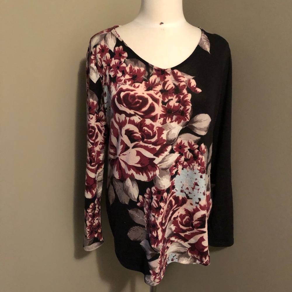 Chicos V Neck Sweater Size 2